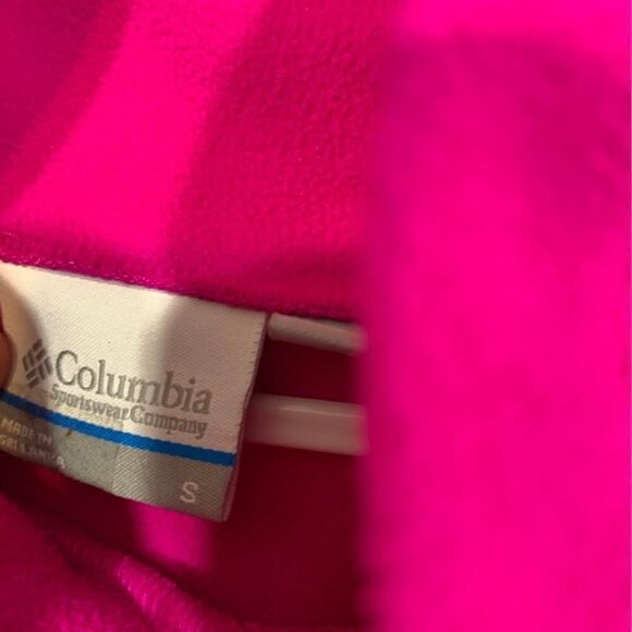 𝅺⭐️columbia girls pullover. Bright pink/magenta. Hooded with pockets. New c… - Picture 3 of 10
